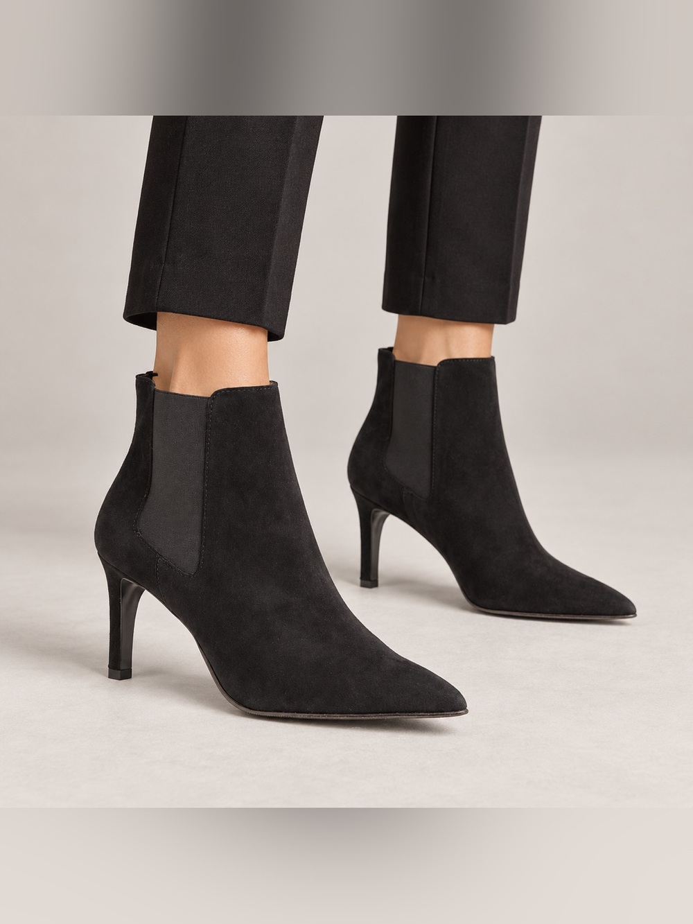 NEW Antonio de Faria Donna Black Suede Pointed Toe Ankle Boots 8